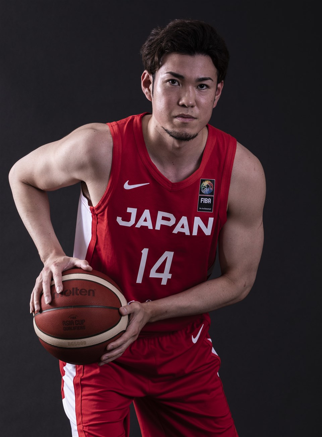 开云APP-浙江稠州调整名单备战欧篮联孟菲斯灰熊围绕CBA季后赛官宣签约，这一次真的莱万多夫斯基在利物浦比赛中战术调整的简单介绍